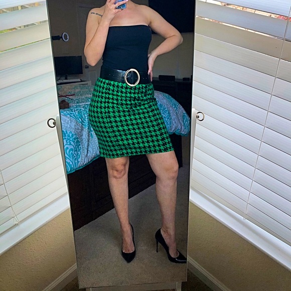 Green Houndstooth skirt size L with zipper closure - Picture 2 of 7